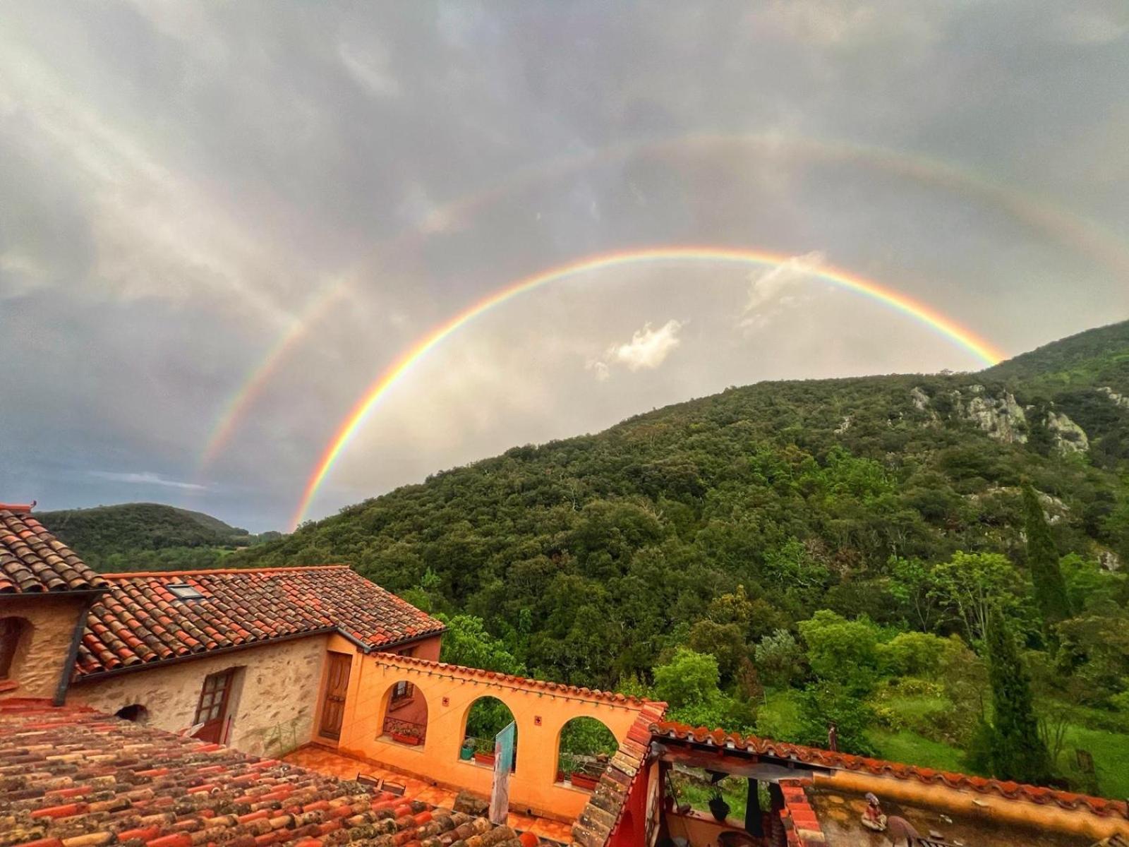 Вилла El Refugio Reynes Экстерьер фото